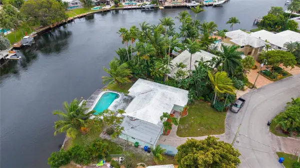 2464 NE 22nd Terrace, Fort Lauderdale, FL 33305