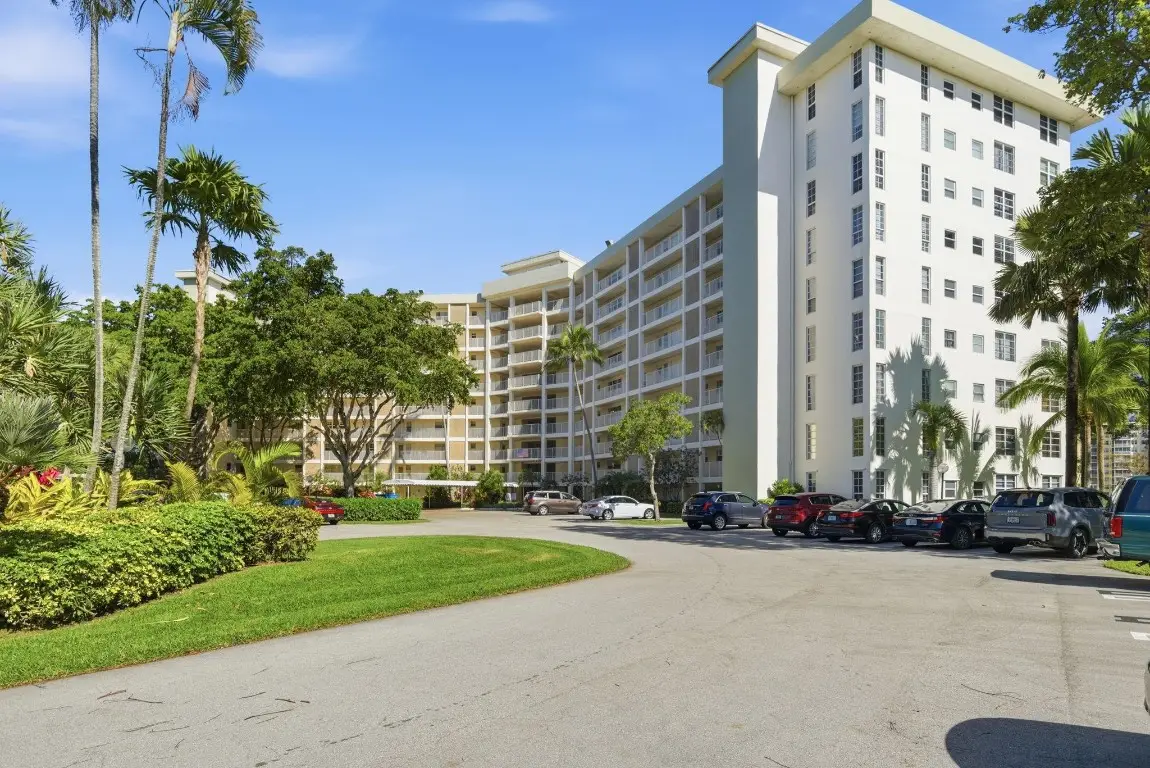 3051 N Course Drive #309, Pompano Beach, FL 33069 - Image #1