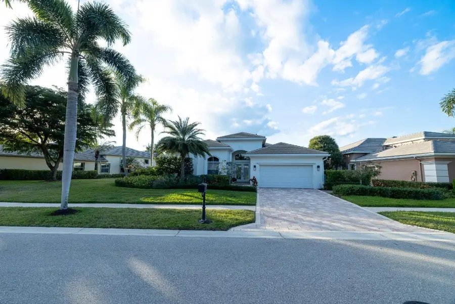 9016 Lakes Boulevard, West Palm Beach, FL 33412 - Image #2