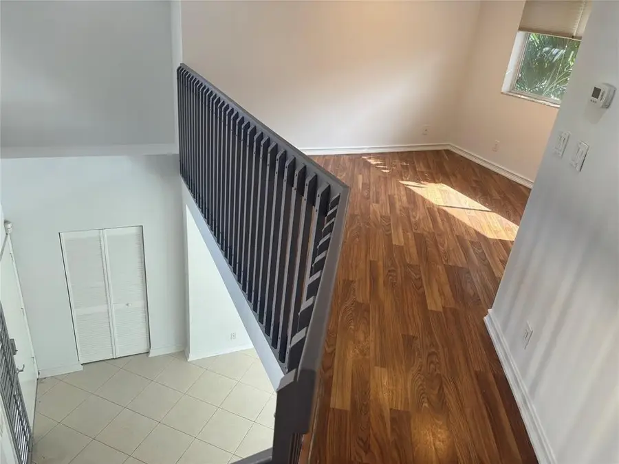 101 SE 15th Avenue #E, Fort Lauderdale, FL 33301 - Image #3