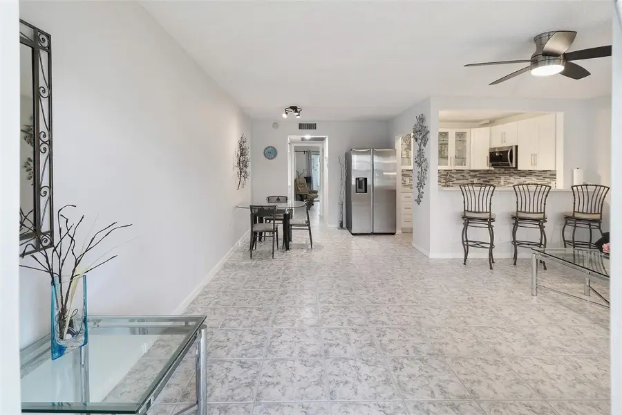 1116 Cambridge #E, Deerfield Beach, FL 33442 - Image #2
