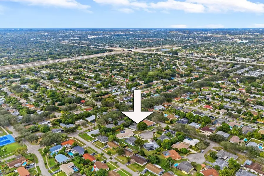 481 NW 45th Terrace, Plantation, FL 33317 - Image #3