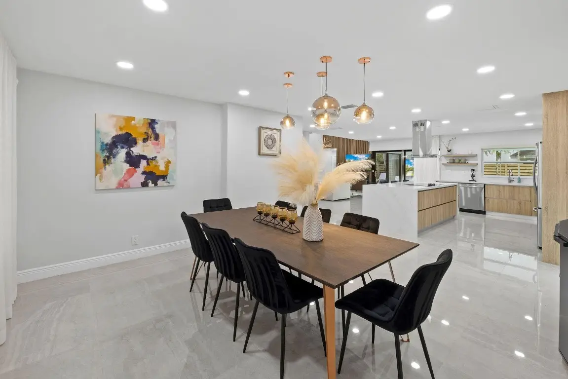 136 Greens Road, Hollywood, FL 33021 - Image #1