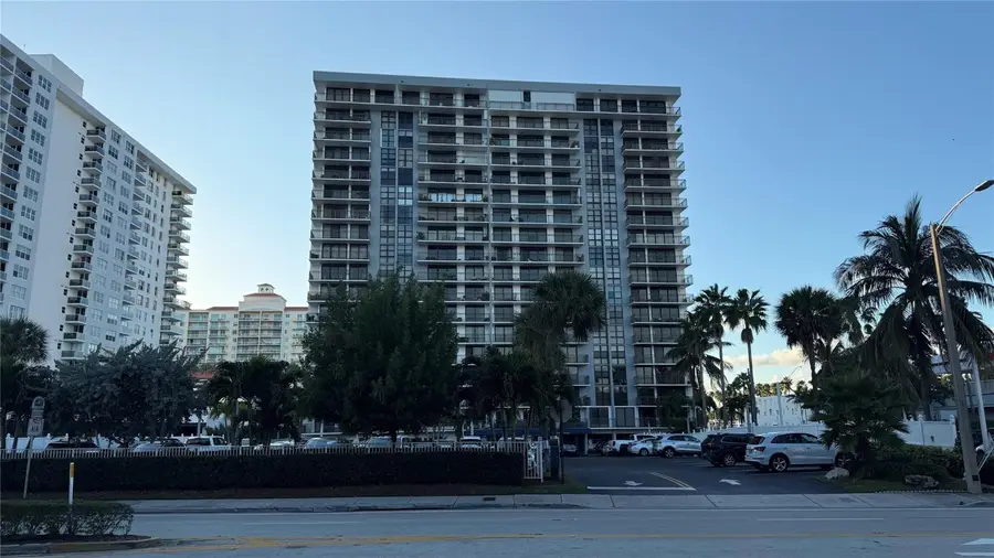 3031 N Ocean Boulevard #807, Fort Lauderdale, FL 33308 - Image #2