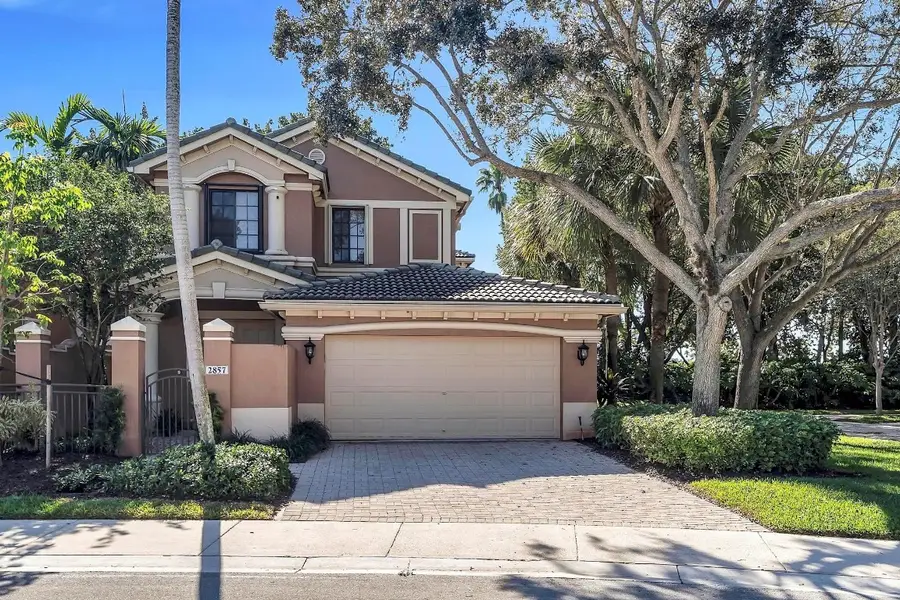 2857 Kinsington Circle #17-4, Fort Lauderdale, FL 33332 - Image #2