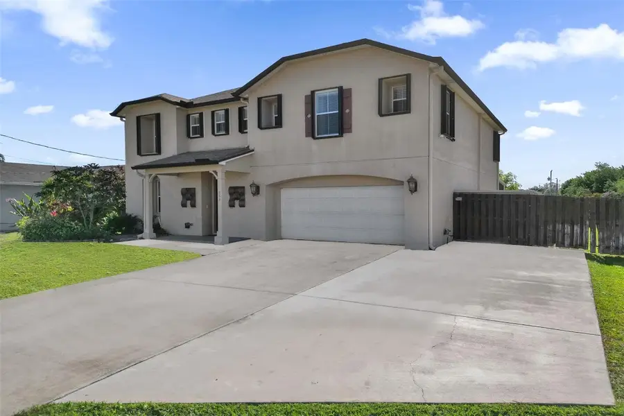 864 SW Java Avenue, Port Saint Lucie, FL 34953 - Image #3