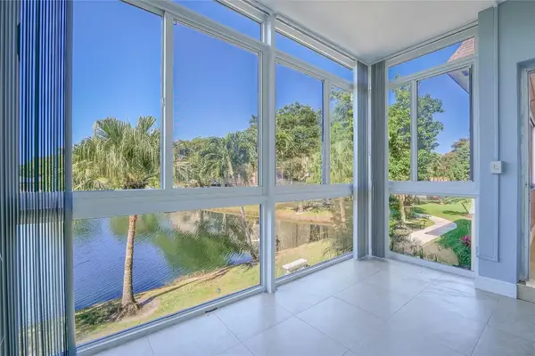 3431 NW 50th Avenue #206, Lauderdale Lakes, FL 33319