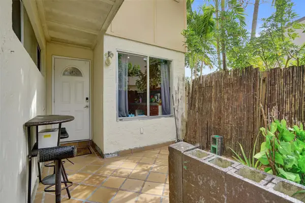 8226 NW 8th Place #6, Fort Lauderdale, FL 33324