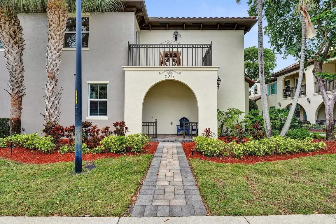 2977 St John Drive #2977, Hollywood, FL 33024 - Image #1