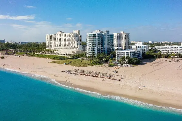 1200 Holiday Drive #402, Fort Lauderdale, FL 33316