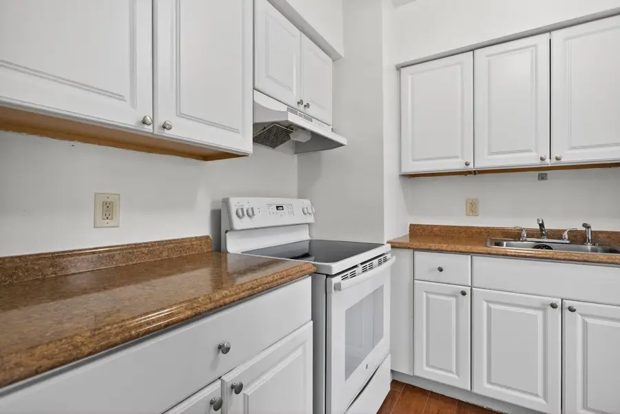 2115 NE 42nd Court #103, Lighthouse Point, FL 33064 - Image #2