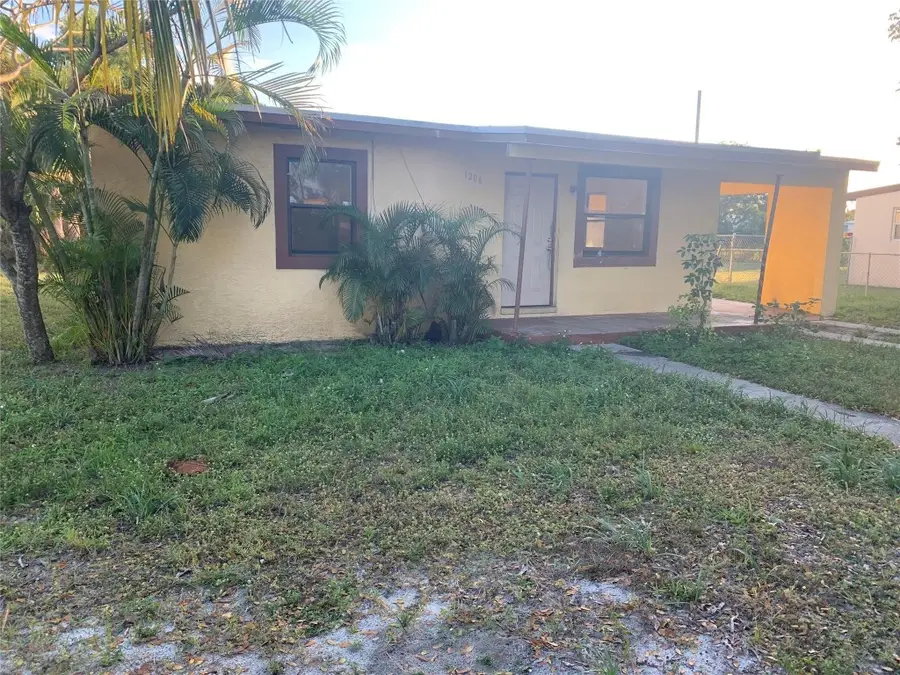 1206 NW 11th Street, Fort Lauderdale, FL 33311 - Image #3