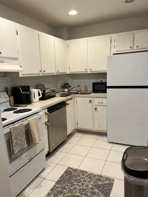 1950 N Andrews Avenue #210D, Fort Lauderdale, FL 33311