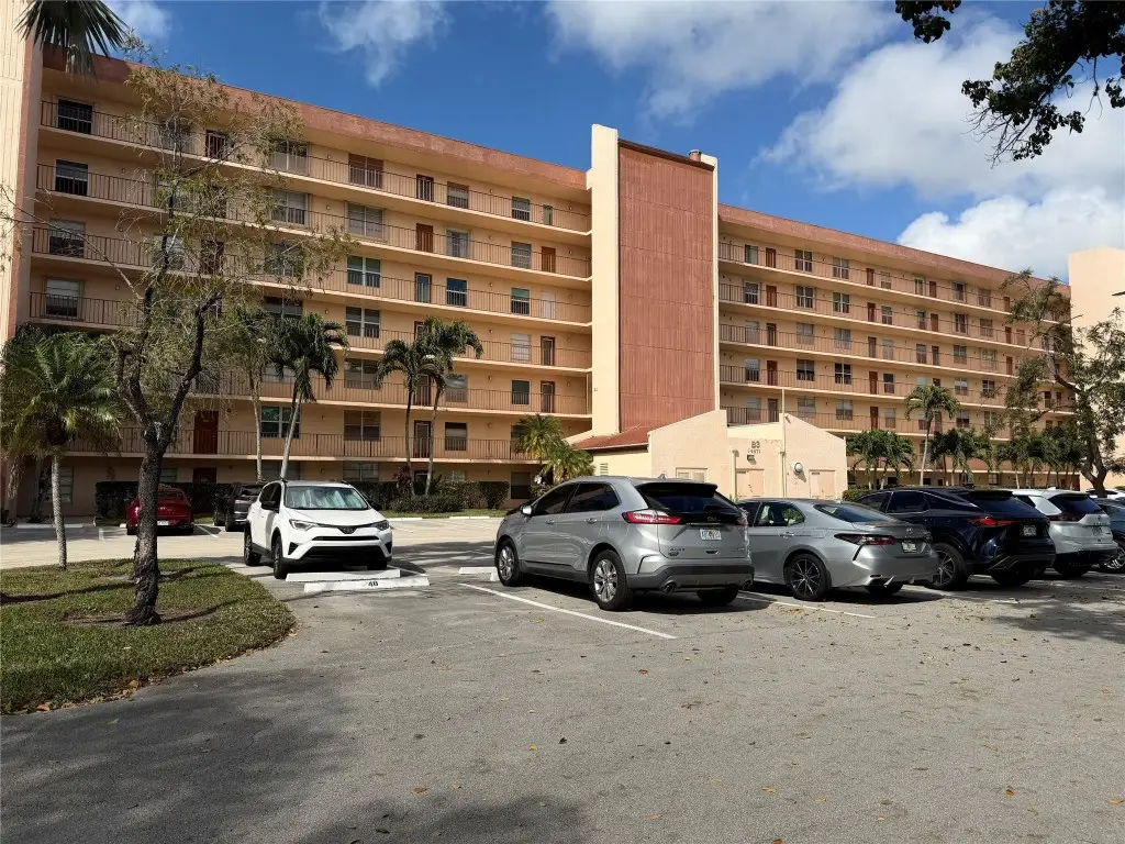 14671 Bonaire Boulevard #604, Delray Beach, FL 33446 - Image #1