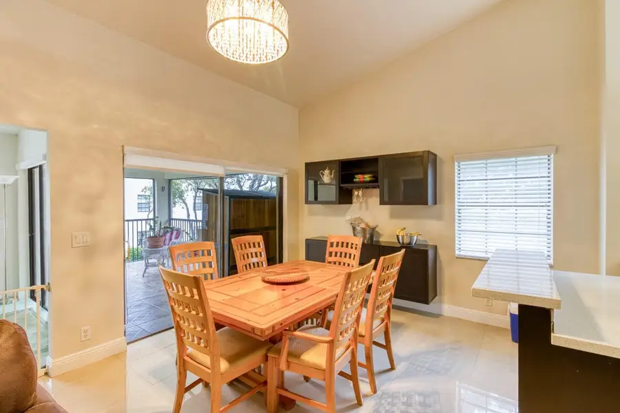 612 Freedom Court #612, Deerfield Beach, FL 33442 - Image #2