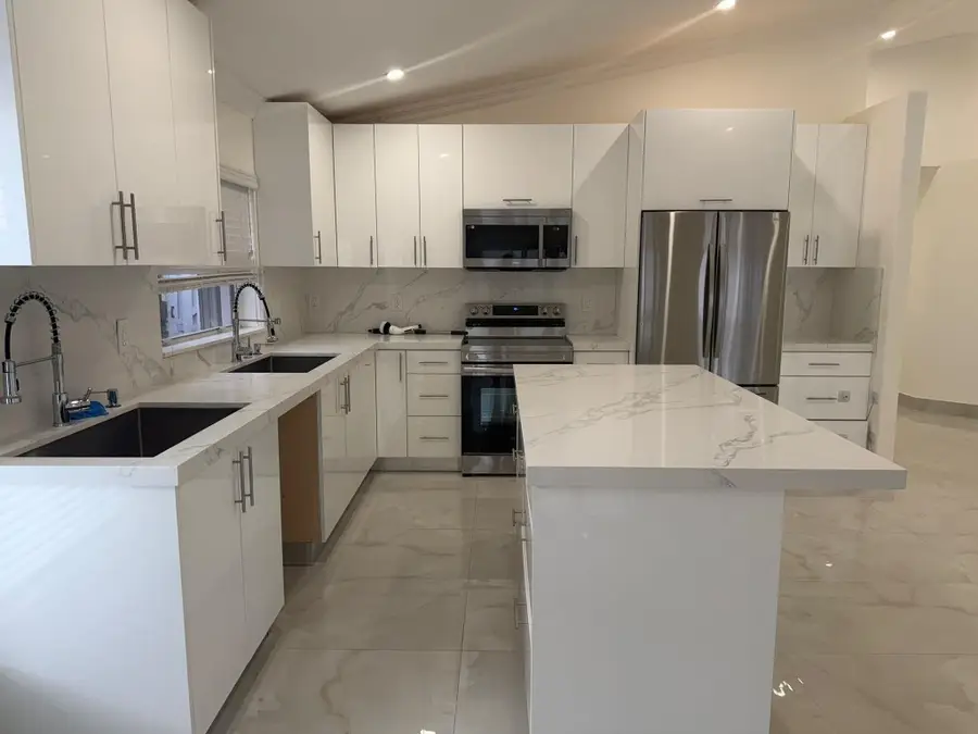 4966 SW 33rd Terrace, Hollywood, FL 33312 - Image #3