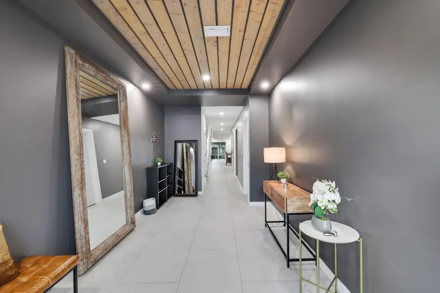 1124 NE 2nd Avenue #1124, Fort Lauderdale, FL 33304 - Image #3