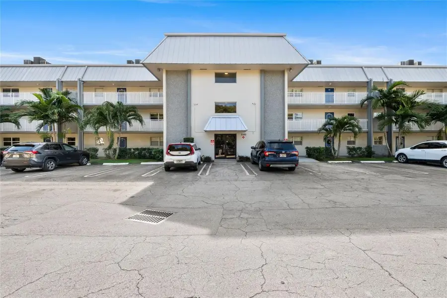 2980 Riverside Drive #324, Coral Springs, FL 33065 - Image #3