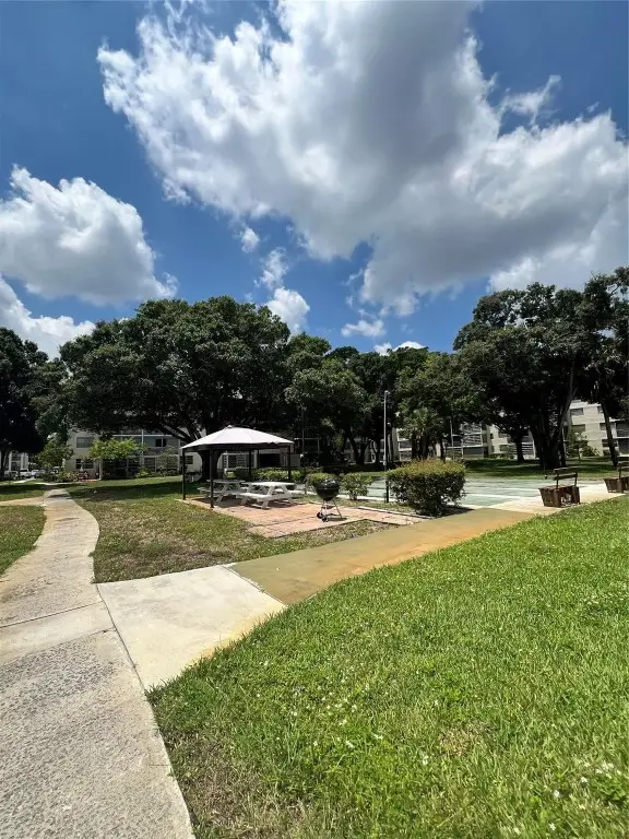 3001 NW 48th Avenue #439, Lauderdale Lakes, FL 33313 - Image #2