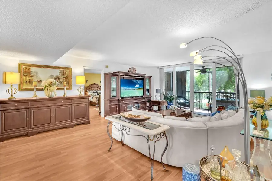 3910 Inverrary Boulevard #308, Lauderhill, FL 33319 - Image #3