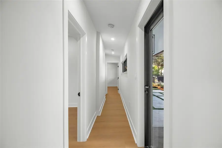 1951 NE 28th Court, Lighthouse Point, FL 33064 - Image #2