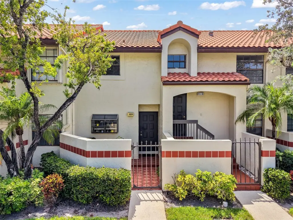 409 Republic Court #409, Deerfield Beach, FL 33442 - Image #1