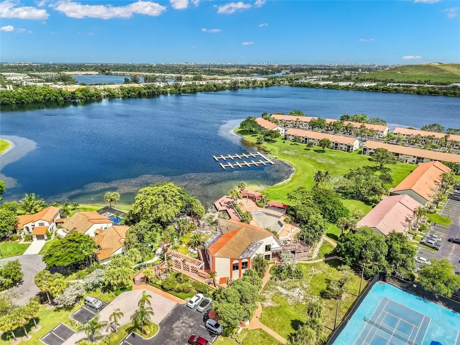 409 Republic Court #409, Deerfield Beach, FL 33442 - Image #2