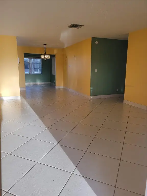 1170 NW 90th Avenue, Plantation, FL 33322 - Image #2