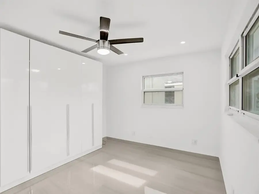 4530 SW 34th Drive, Dania Beach, FL 33312 - Image #3