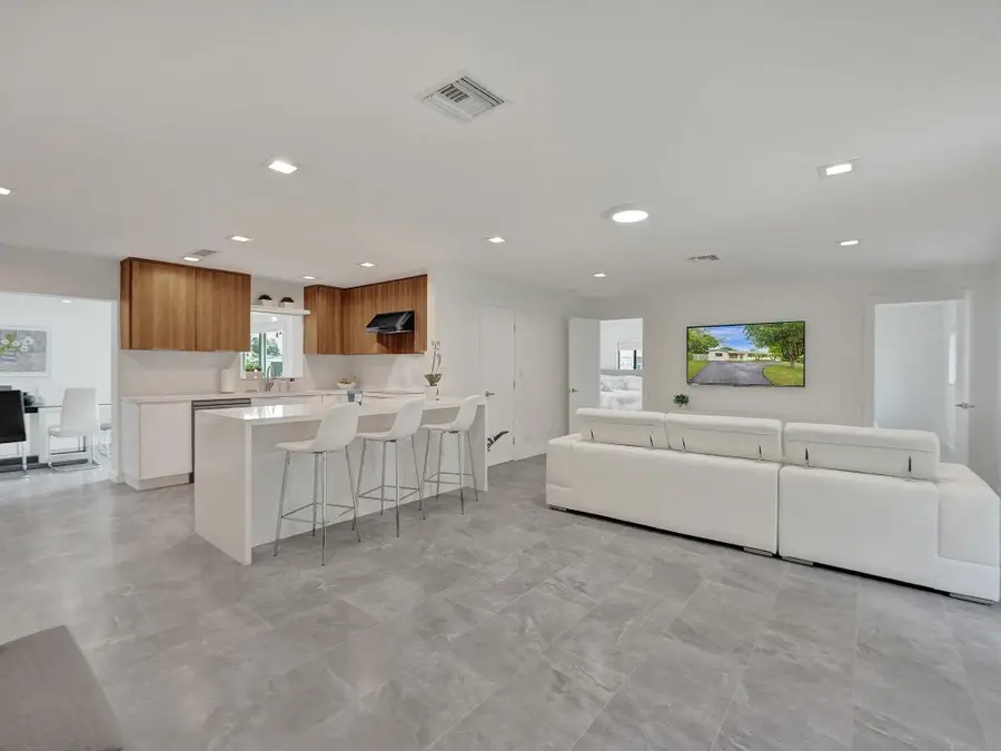 260 NW 36th Street, Boca Raton, FL 33431 - Image #3