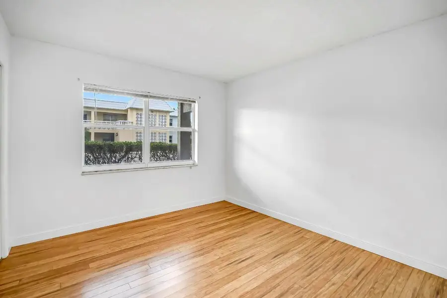 9872 Marina Boulevard #1414, Boca Raton, FL 33428 - Image #3