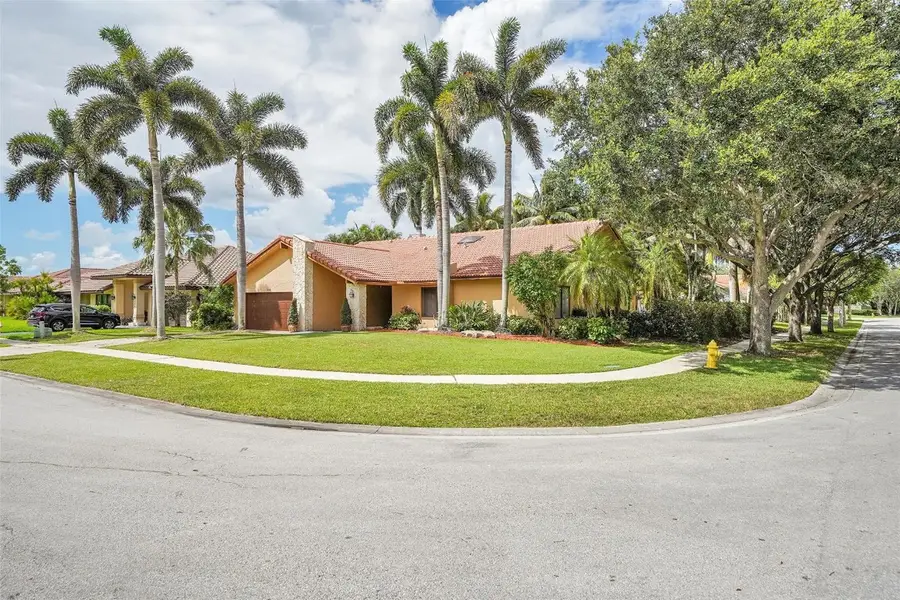 1581 NW 100th Way, Plantation, FL 33322 - #2