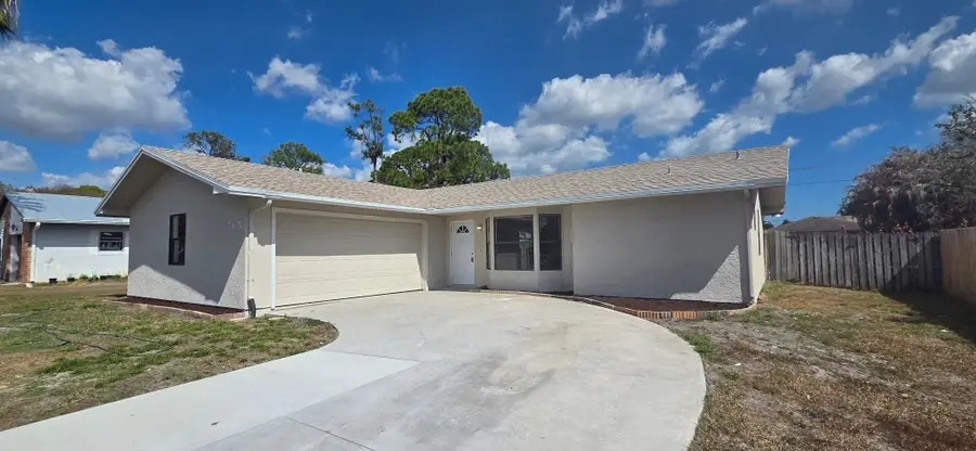765 SE Floresta Drive, Port Saint Lucie, FL 34983 - #2