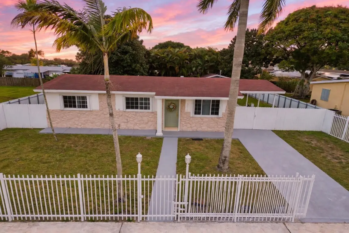 3970 NW 195th Street, Miami Gardens, FL 33055 - Image #1