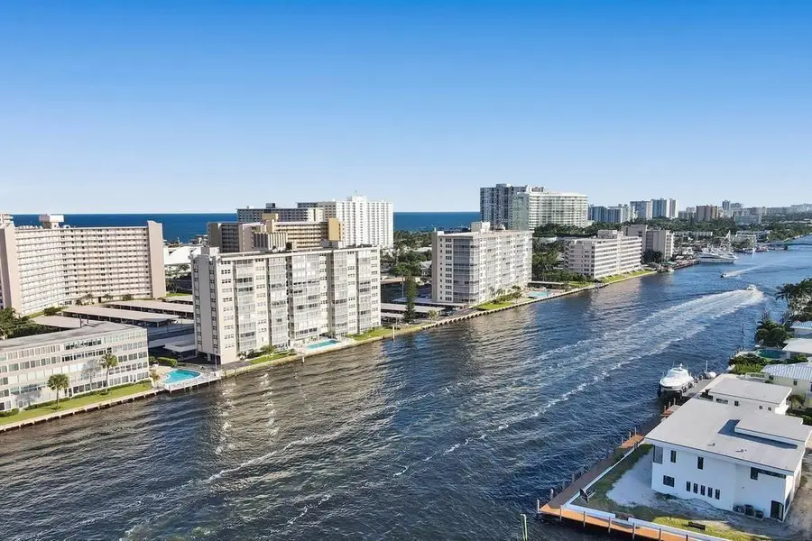 303 N Riverside Drive #PH-4, Pompano Beach, FL 33062 - Image #3