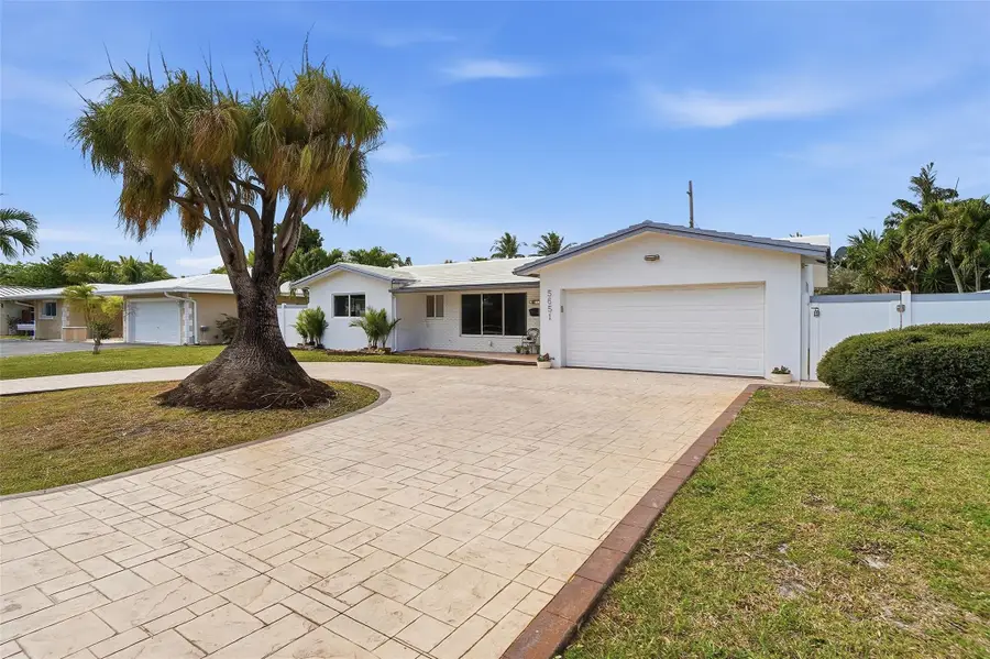 5651 NE 16th Avenue, Fort Lauderdale, FL 33334 - #3