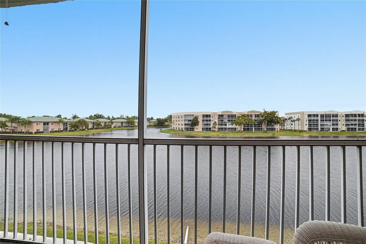 7770 Trent Drive #302, Fort Lauderdale, FL 33321 - Image #1