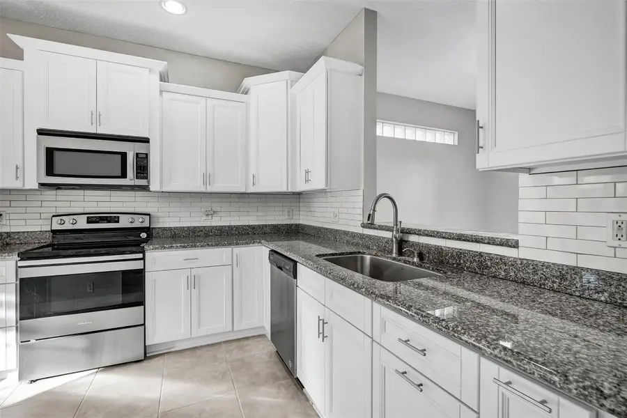 869 NW 127th Avenue, Coral Springs, FL 33071 - Image #3