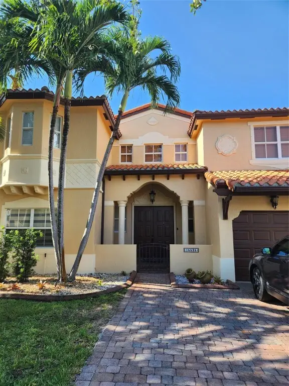 15525 SW 26th Terrace, Miami, FL 33185 - Image #1