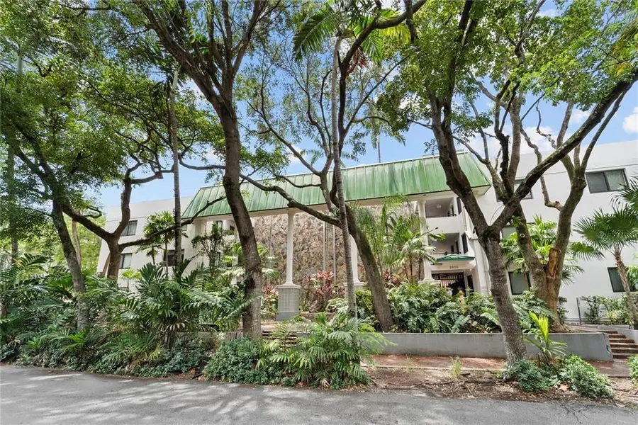 2924 Day Avenue #N211, Miami, FL 33133 - Image #2