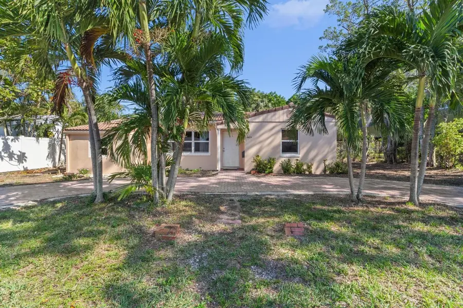 2420 NE 7th Avenue, Wilton Manors, FL 33305 - Image #2