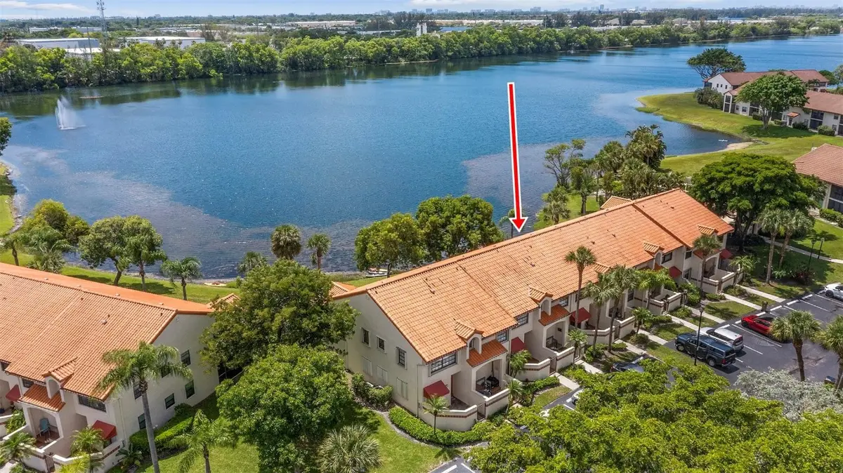 405 Liberty Court #405, Deerfield Beach, FL 33442 - Image #1