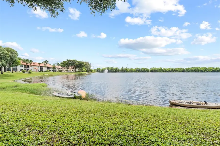 405 Liberty Court #405, Deerfield Beach, FL 33442 - Image #2