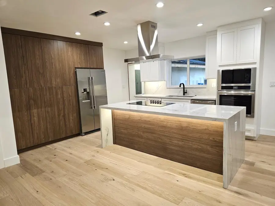 8801 N Miami Avenue, El Portal, FL 33150 - Image #3