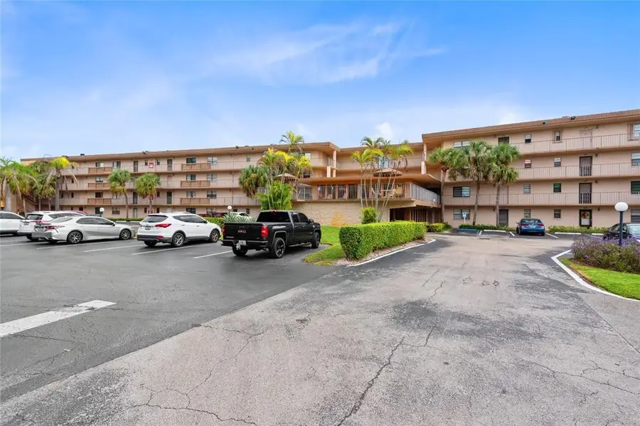 9300 SW 8th Street #422, Boca Raton, FL 33428 - Image #2