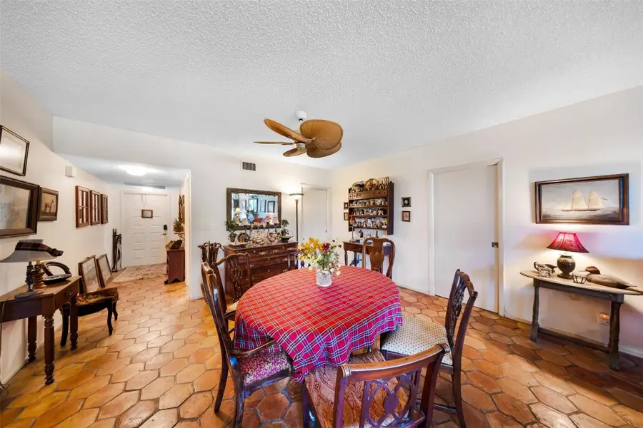 3930 Oaks Clubhouse Drive #105, Pompano Beach, FL 33069 - Image #3