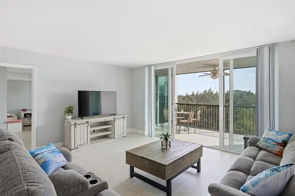 3910 Inverrary Boulevard #708-B, Lauderhill, FL 33319