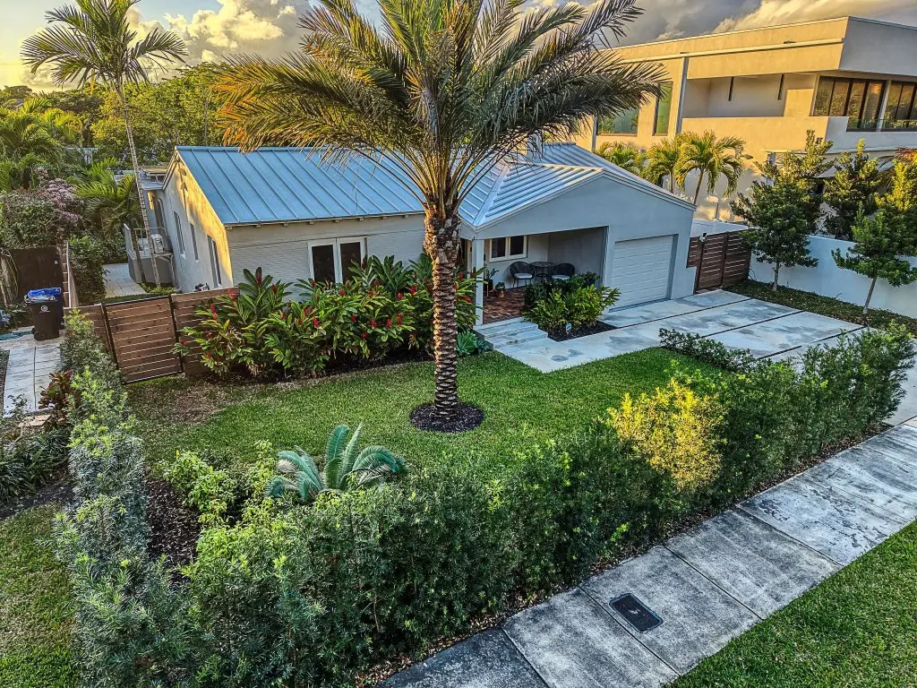 715 N Victoria Park Road, Fort Lauderdale, FL 33304 - Image #1