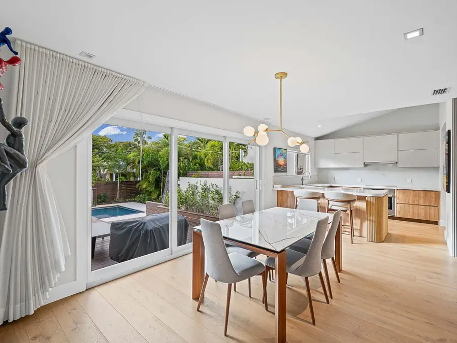 715 N Victoria Park Road, Fort Lauderdale, FL 33304 - Image #3