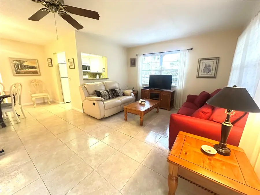 489 Tilford #489, Deerfield Beach, FL 33442 - Image #2